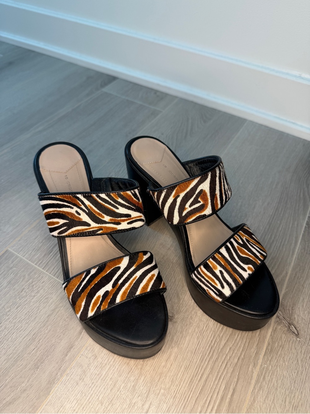 10 Crosby Derek Lam Zebra Calf Hair Platform Mule Heel Sandal 7.5